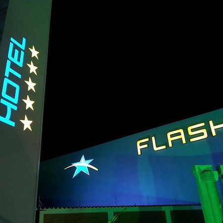 Flash Motel (Adults Only) São Vicente 외부 사진